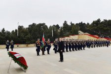 Президент Азербайджана и его супруга почтили светлую память шехидов (ФОТО)