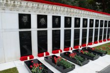 Общественность Азербайджана чтит светлую память жертв трагедии 20 января (ФОТО)