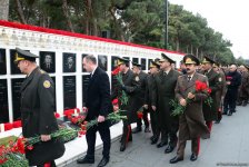 Общественность Азербайджана чтит светлую память жертв трагедии 20 января (ФОТО)