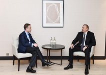 Президент Ильхам Алиев встретился с членом правления компании Mastercard