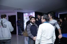 В Баку появился фантастический отряд выживших глейдеров (ФОТО, ВИДЕО)
