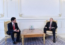 Президент Ильхам Алиев принял верительные грамоты послов Эквадора и Чили (ФОТО)