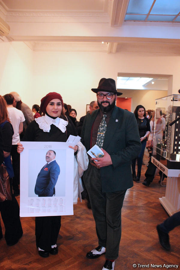 Выставка Бахрама Багирзаде ART IN BOXES вызвала ажиотаж – нескончаемый поток посетителей (ФОТО)