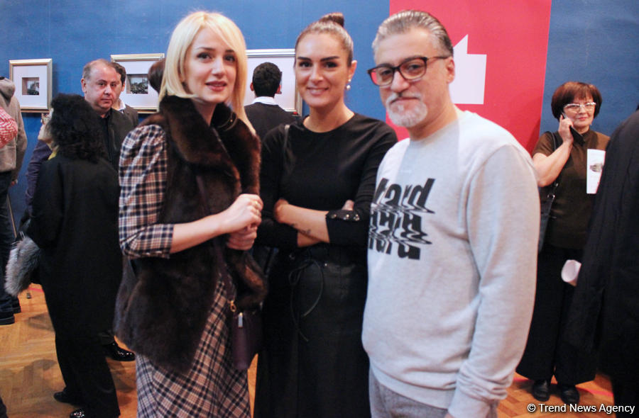 Выставка Бахрама Багирзаде ART IN BOXES вызвала ажиотаж – нескончаемый поток посетителей (ФОТО)