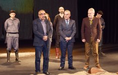 В Азербайджане впервые прошел гала-вечер театрального спектакля (ФОТО)