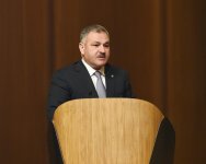 Президент Ильхам Алиев принял участие в конференции в рамках Госпрограммы социально-экономического развития регионов Азербайджана (ФОТО)