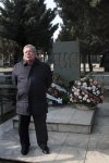 Театральные деятели почтили память Тофига Кязымова (ФОТО)