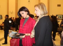 55 лет вместе: в Баку презентован фильм о народном писателе Анаре и его супруге Земфире Сафаровой (ФОТО)