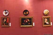 Алсу в Баку выступила на открытии выставки Фирангиз Гусейновой "Сокровища сердца" (ВИДЕО, ФОТО)