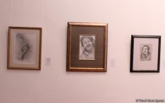 Алсу в Баку выступила на открытии выставки Фирангиз Гусейновой "Сокровища сердца" (ВИДЕО, ФОТО)