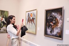 Алсу в Баку выступила на открытии выставки Фирангиз Гусейновой "Сокровища сердца" (ВИДЕО, ФОТО)