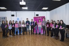 В Азербайджане появились волонтеры-психологи (ФОТО)