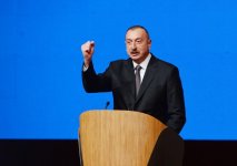 Президент Ильхам Алиев принял участие в VI съезде партии "Ени Азербайджан" (ФОТО)