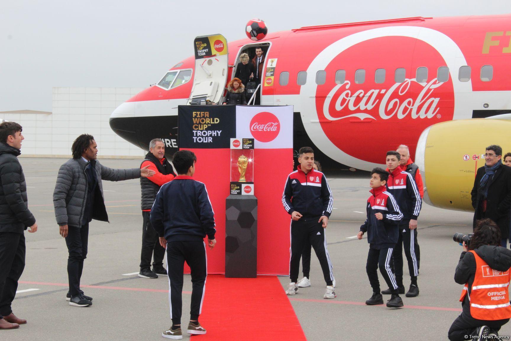 FIFA World Cup Trophy brought to Baku for the first time (PHOTO)