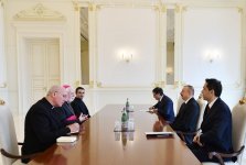 Президент Ильхам Алиев принял делегацию Святого Престола (ФОТО)