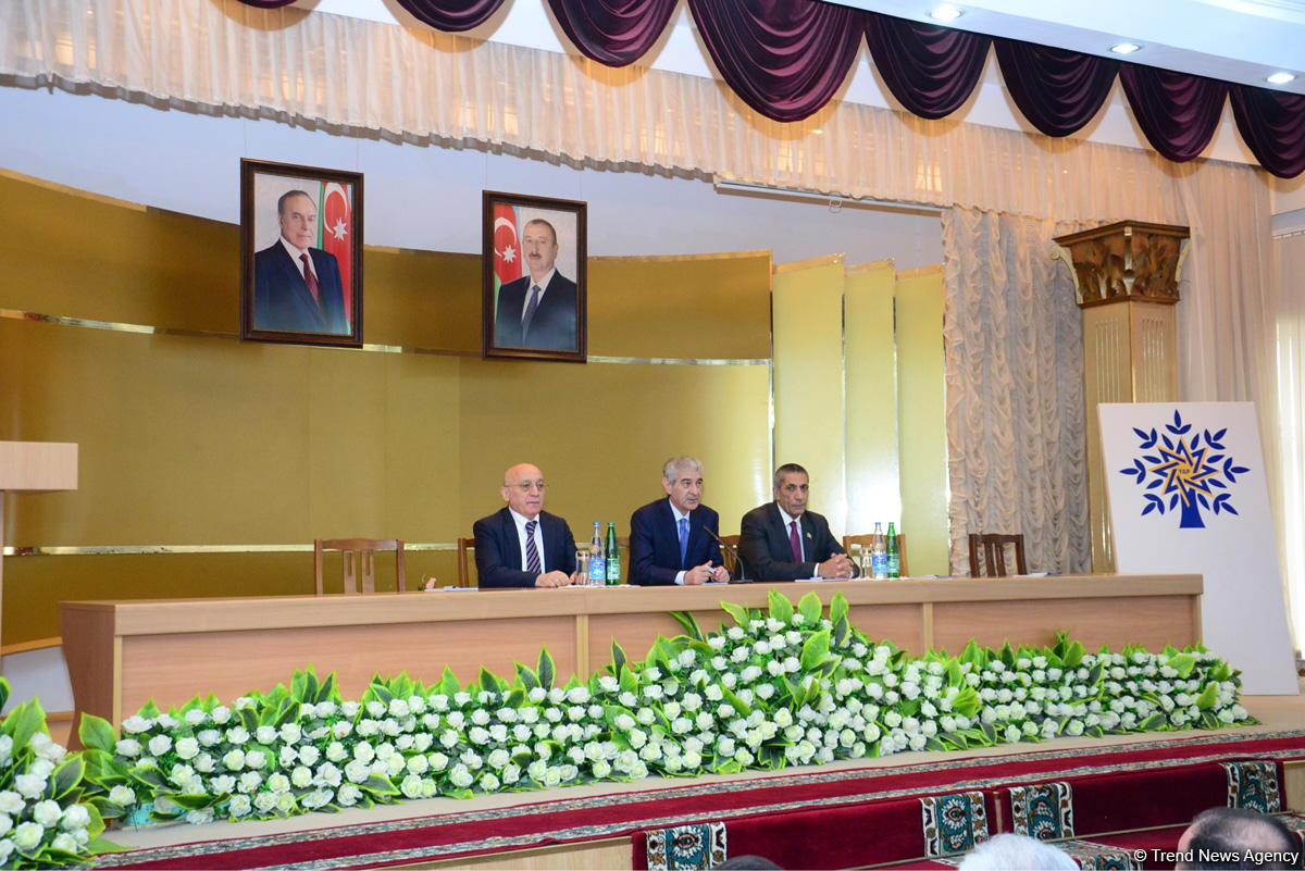 Official: People, by supporting Ilham Aliyev to vote for Azerbaijan's development in next 7 years (PHOTO)