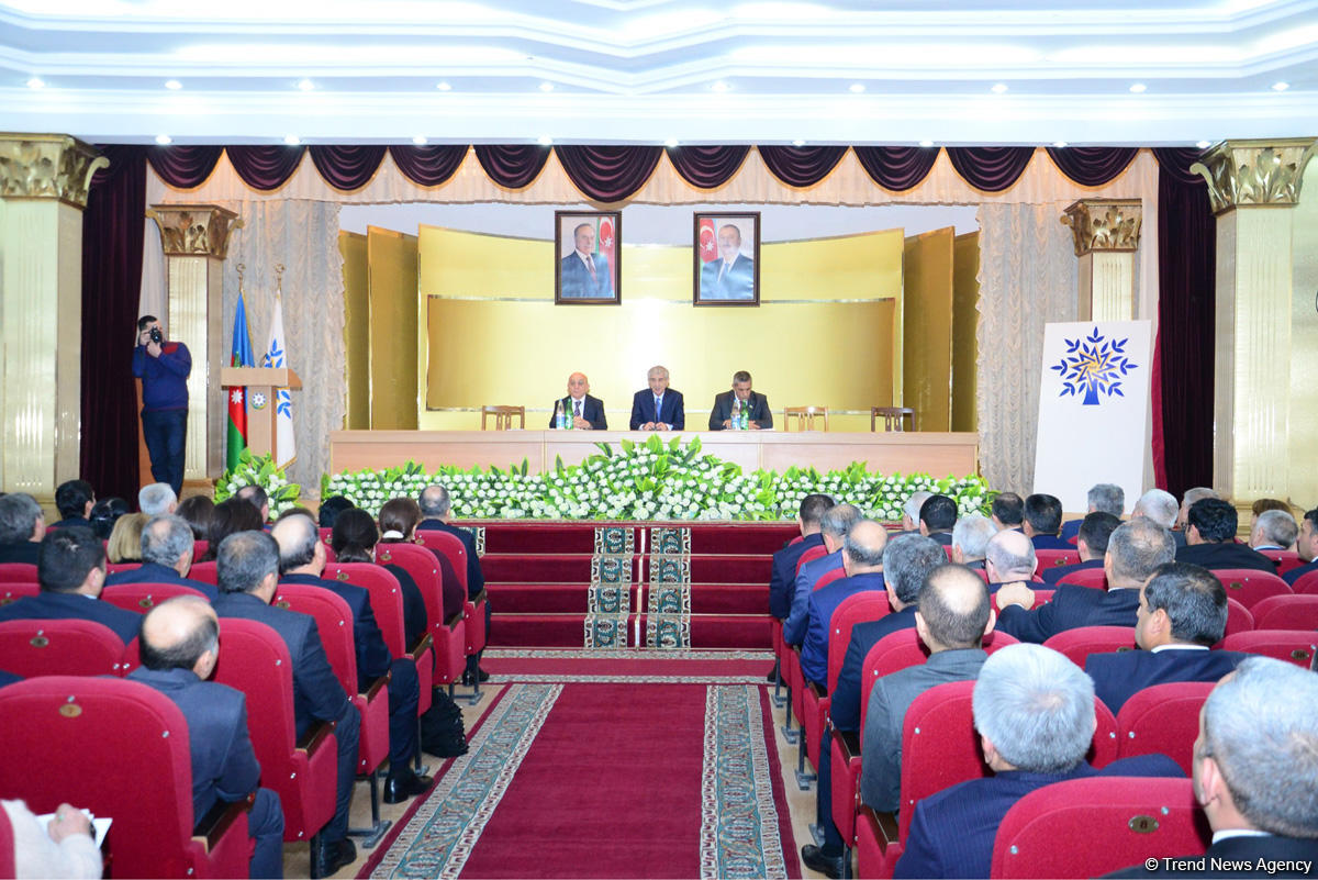 Official: People, by supporting Ilham Aliyev to vote for Azerbaijan's development in next 7 years (PHOTO)