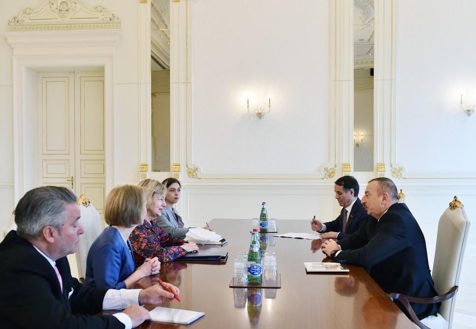 President Aliyev receives UK special trade envoy (PHOTO)