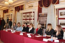 В Баку состоялся отбор работ на выставку в рамках акции "Голос Карабаха" (ФОТО)