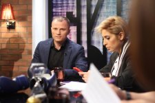 Известному кикбоксеру Эдуарду Мамедову пришлось разнимать азербайджанских ведущих (ФОТО/ВИДЕО)