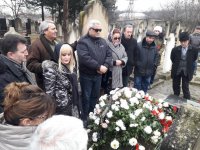 Азербайджанские актеры посетили могилу Зарнигяр Агакишиевой в Губе (ФОТО)