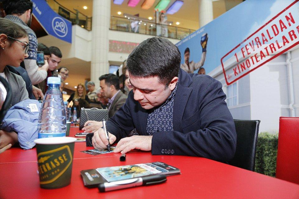 Творческий коллектив "Bəxt üzüyü 2" вызвал большой интерес поклонников (ФОТО)