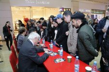 Творческий коллектив "Bəxt üzüyü 2" вызвал большой интерес поклонников (ФОТО)