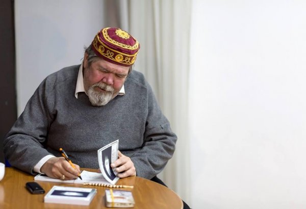 Новая книга азербайджанского писателя Александра Хакимова – от фантастики к социуму