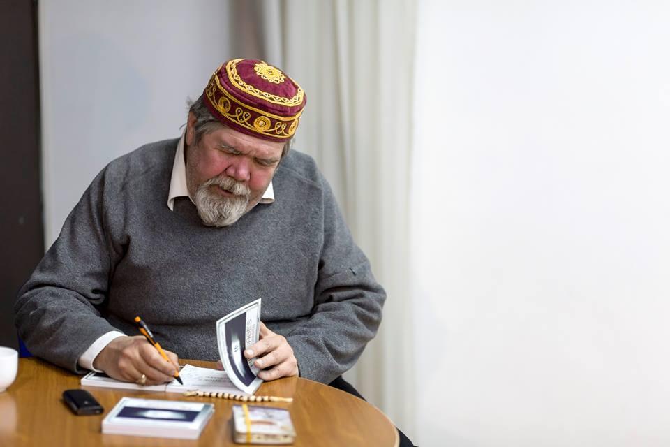 Мугам за пределами Солнечной системы: Послание Александра Хакимова  человечеству (ФОТО)