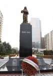 President Aliyev and his spouse pay tribute to Khojaly genocide victims (PHOTO)