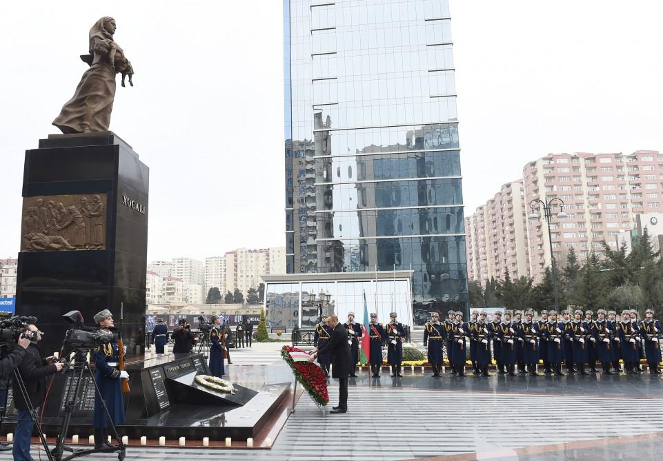 President Aliyev and his spouse pay tribute to Khojaly genocide victims (PHOTO)