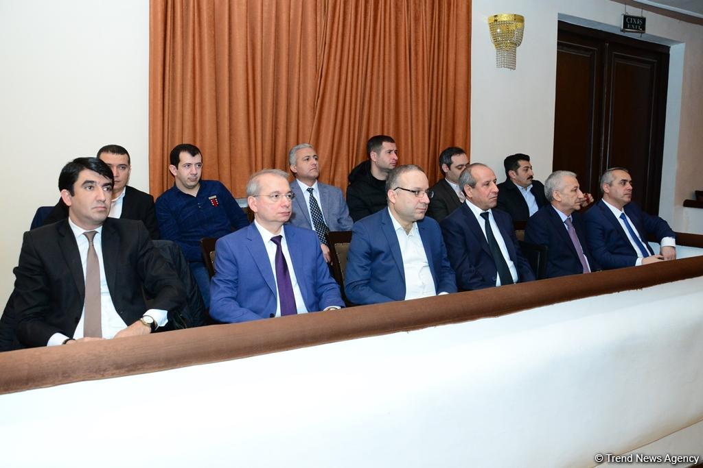 В Баку проходит VII съезд азербайджанских журналистов (ФОТОРЕПОРТАЖ)