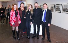 В Баку открылась выставка фотографа из Норвегии "On-Line in Oslo" (ФОТО)