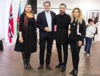 В Баку открылась выставка фотографа из Норвегии "On-Line in Oslo" (ФОТО)