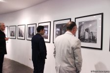 В Баку открылась выставка фотографа из Норвегии "On-Line in Oslo" (ФОТО)