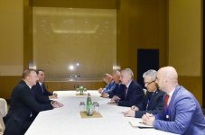 Президент Ильхам Алиев: Между Азербайджаном и Албанией существуют хорошие перспективы сотрудничества в энергосфере  (ФОТО)