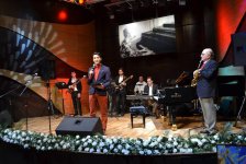 В Баку отметили день рождения Вагифа Мустафазаде джазовым концертом (ФОТО)