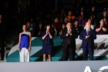Состоялась церемония награждения победителей и призеров второго дня финалов Кубка мира по спортивной гимнастике в Баку (ФОТО)