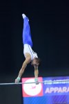 Нидерландский гимнаст выиграл "золото" Кубка мира в Баку в упражнениях на перекладине (ФОТО)