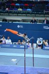 Нидерландский гимнаст выиграл "золото" Кубка мира в Баку в упражнениях на перекладине (ФОТО)