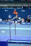 Нидерландский гимнаст выиграл "золото" Кубка мира в Баку в упражнениях на перекладине (ФОТО)