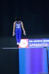 Нидерландский гимнаст выиграл "золото" Кубка мира в Баку в упражнениях на перекладине (ФОТО)