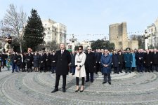 Президент Азербайджана Ильхам Алиев и Первая леди Мехрибан Алиева приняли участие во всенародных празднествах по случаю Новруза (ФОТО)