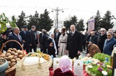 Президент Азербайджана Ильхам Алиев и Первая леди Мехрибан Алиева приняли участие во всенародных празднествах по случаю Новруза (ФОТО)
