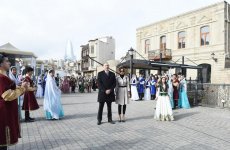 Президент Азербайджана Ильхам Алиев и Первая леди Мехрибан Алиева приняли участие во всенародных празднествах по случаю Новруза (ФОТО)