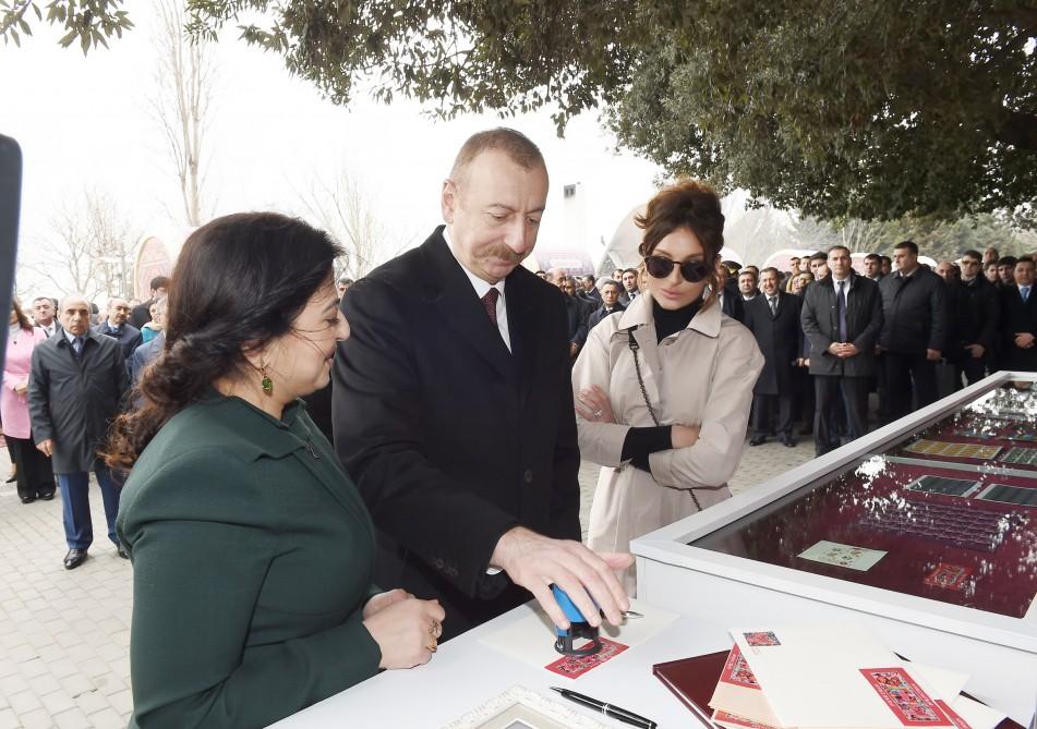 Президент Азербайджана Ильхам Алиев и Первая леди Мехрибан Алиева приняли участие во всенародных празднествах по случаю Новруза (ФОТО)