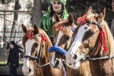 На Площади фонтанов в Баку продолжаются праздничные гулянья (ФОТО)
