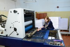 В Азербайджане началась печать избирательных бюллетеней для президентских выборов (ФОТО)