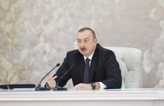 Под председательством Президента Ильхама Алиева в Барде прошло республиканское совещание по развитию хлопководства (ФОТО)