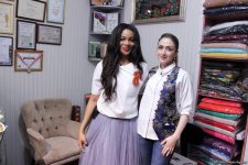 Телезвезды Нигерии в азербайджанских национальных платьях (ФОТО)